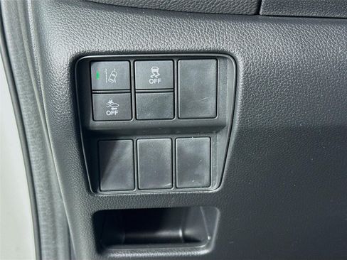 Used 2017 Honda CR-V EX image 10