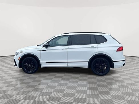 Used 2022 Volkswagen Tiguan SE R-Line AWD/4WD image 8