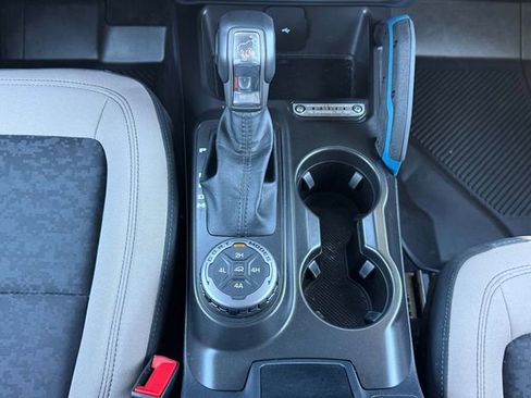 Used 2023 Ford Bronco Wildtrak AWD/4WD image 27