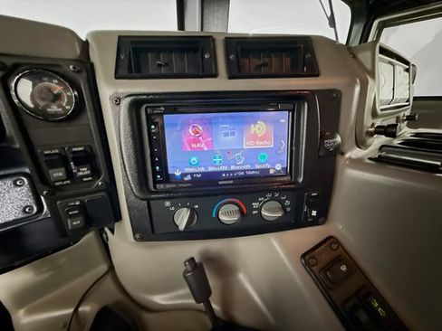 Used 2003 HUMMER H1 4-Door Open Top AWD/4WD image 42