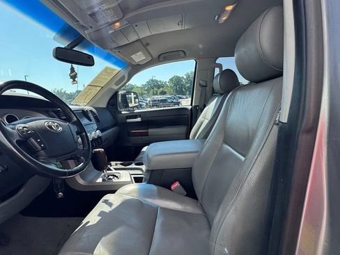 Used 2010 Toyota Tundra Limited w/ Memory Pkg AWD/4WD image 14