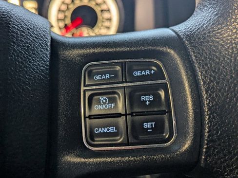 Used 2017 RAM 1500 Express w/ Express Value Package image 19