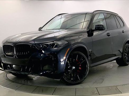 Used 2024 BMW X5 xDrive40i w/ M Sport Package image 11