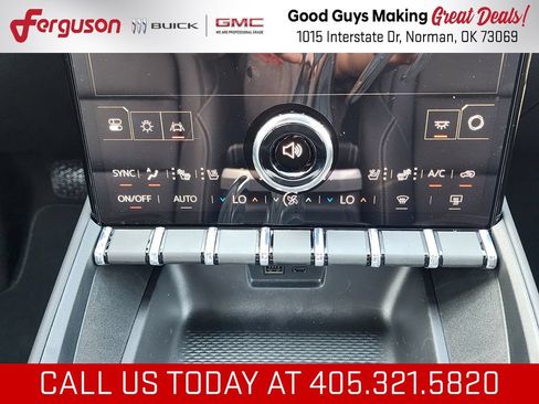 New 2027 GMC Terrain Elevation w/ Elevation Premium Package FWD image 30