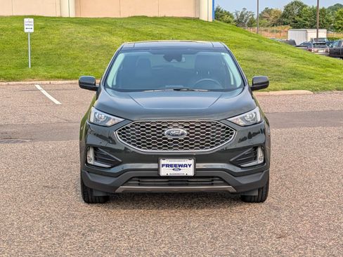 Certified 2024 Ford Edge SEL w/ Convenience Package AWD/4WD image 11