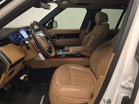 Used 2023 Land Rover Range Rover SE image 5