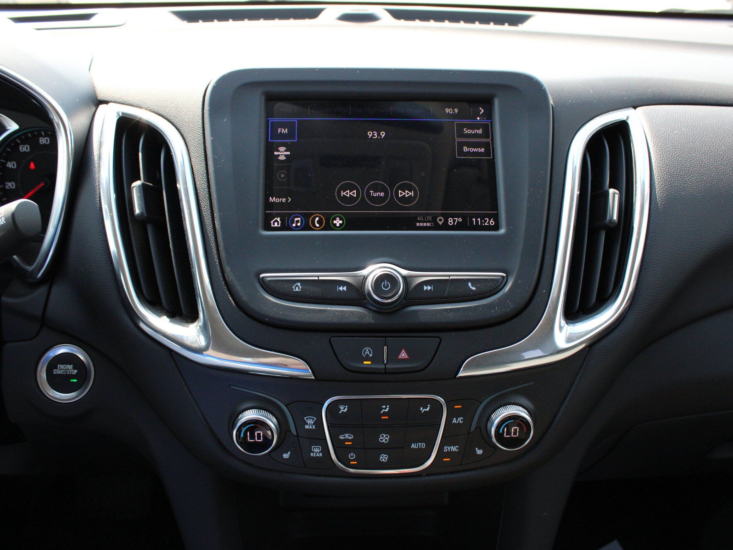 Used 2024 Chevrolet Equinox LT FWD image 12