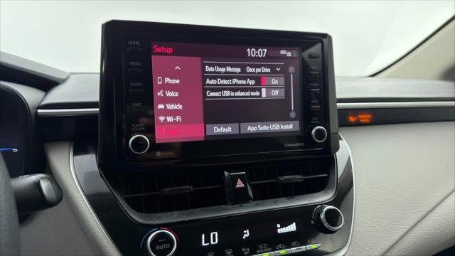 Used 2022 Toyota Corolla LE FWD image 34