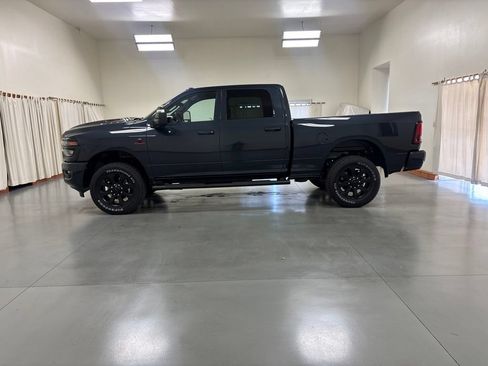 New 2026 RAM 2500 Tradesman AWD/4WD image 5