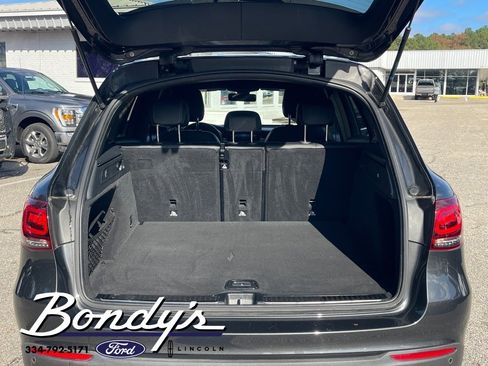 Used 2021 Mercedes-Benz GLC 300 image 18