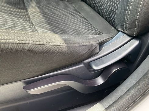 Used 2019 Mitsubishi Outlander ES AWD/4WD image 20