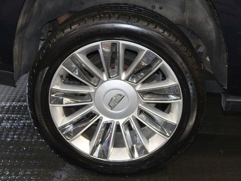 Used 2019 Cadillac Escalade Platinum AWD/4WD image 48