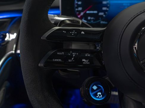 Used 2025 Mercedes-Benz S 63 AMG S image 39