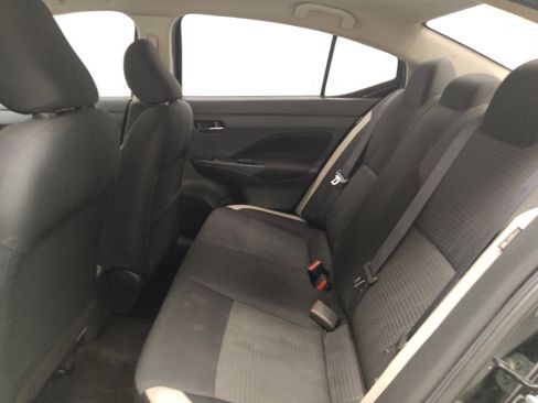 Used 2021 Nissan Versa SV FWD image 18