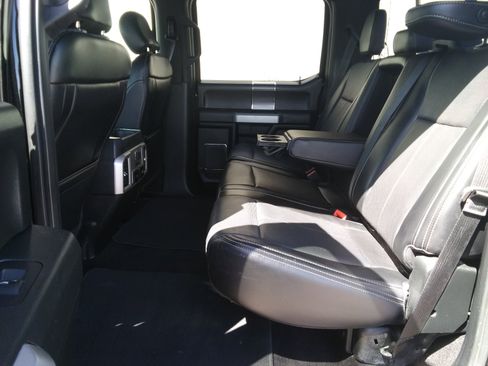 Used 2018 Ford F150 Lariat w/ Equipment Group 502A Luxury AWD/4WD image 7