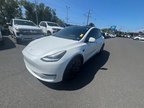 Used 2021 Tesla Model Y Performance AWD/4WD image 23