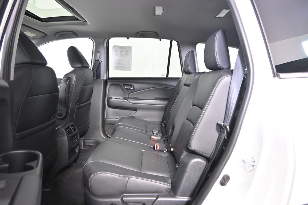 Used 2021 Honda Pilot Special Edition image 18
