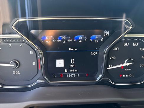 Used 2023 GMC Sierra 3500 Denali w/ Denali Ultimate Package image 19