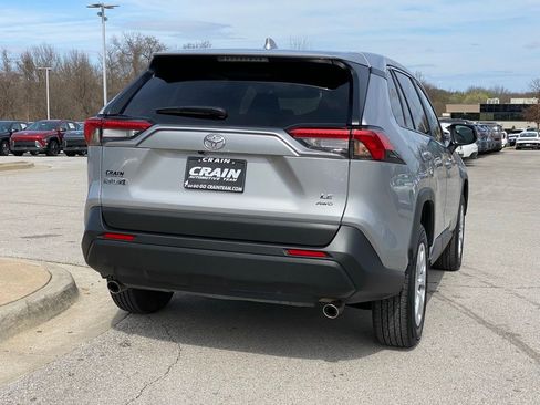 Used 2025 Toyota RAV4 LE image 8