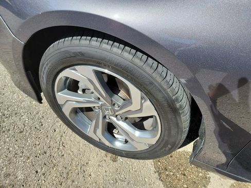 Used 2018 Honda Accord EX-L image 9