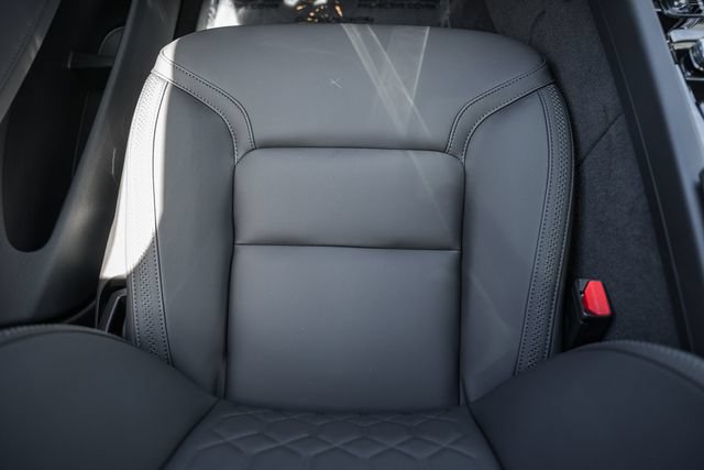 New 2026 Volvo XC60 B5 Plus AWD/4WD image 32