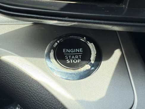 Used 2022 Ford Explorer XLT w/ Class IV Trailer Tow Package image 25