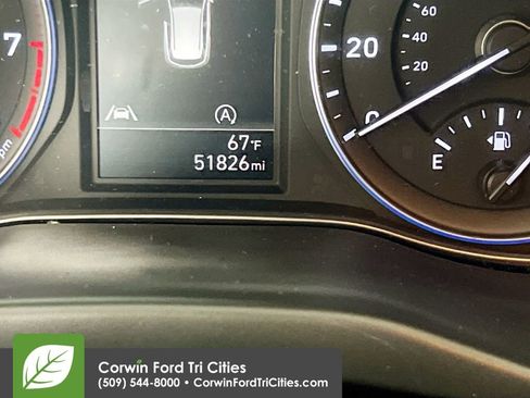 Used 2022 Hyundai Kona SEL w/ Convenience Package AWD/4WD image 2