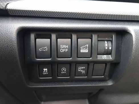 Used 2019 Subaru Forester Limited w/ Popular Package #3 image 11