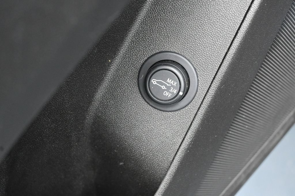 Used 2022 Chevrolet Equinox LT AWD/4WD image 12