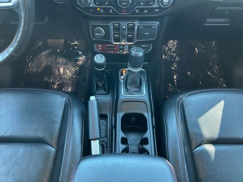 Used 2020 Jeep Gladiator Rubicon image 12