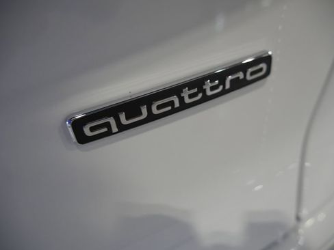 New 2026 Audi Q3 quattro 2.0T image 10