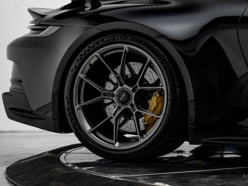 Used 2022 Porsche 911 GT3 image 81