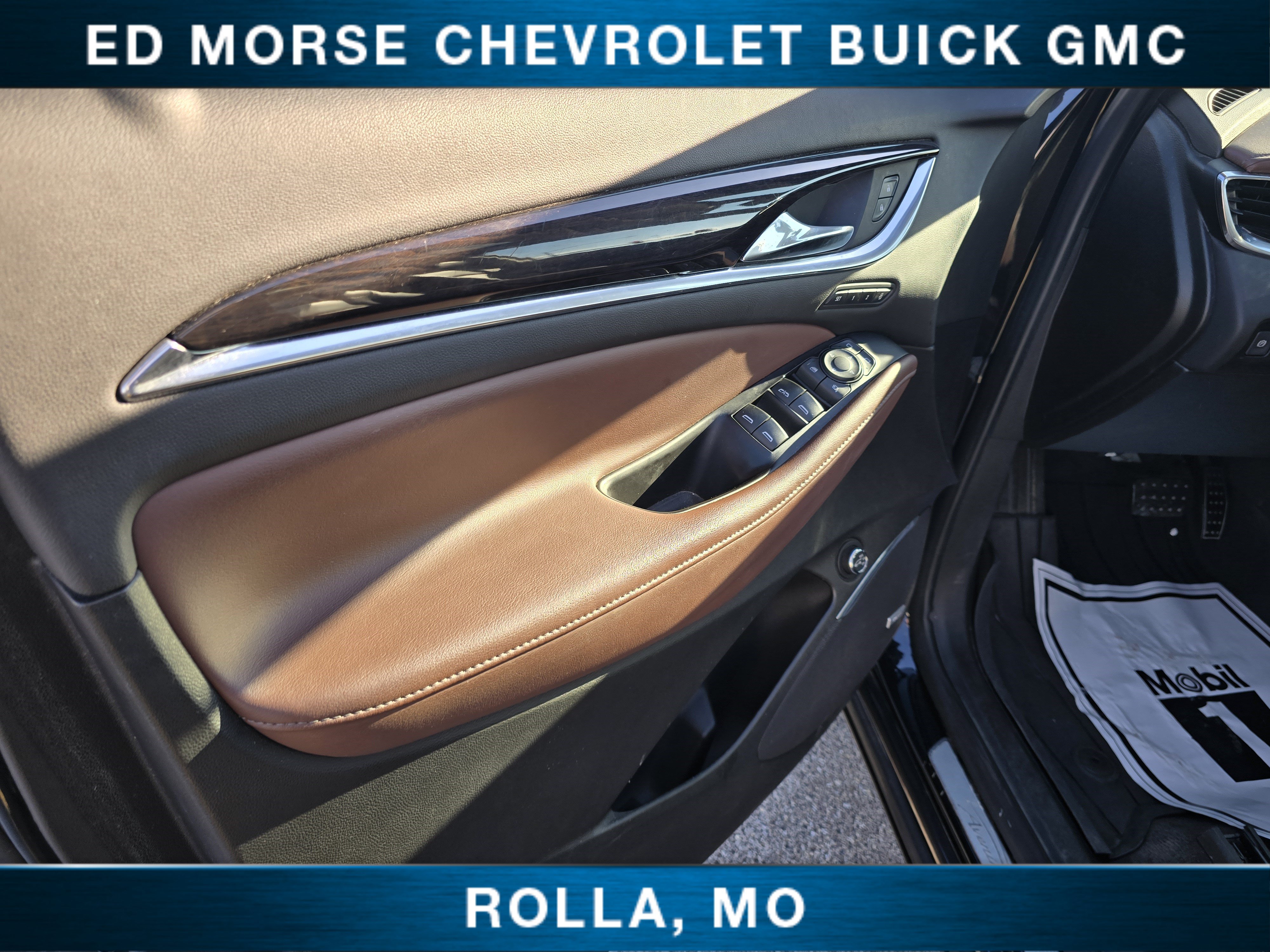Certified 2019 Buick Enclave Avenir w/ Avenir Technology Package AWD/4WD image 11