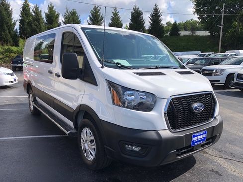Used 2025 Ford Transit 250 Low Roof w/ Exterior Upgrade Package RWD image 8