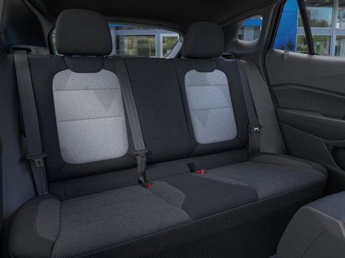 Used 2026 Chevrolet Trax RS w/ Sunroof Package FWD image 17