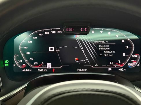 Used 2022 BMW 750i xDrive w/ Luxury Rear Seating Package image 41