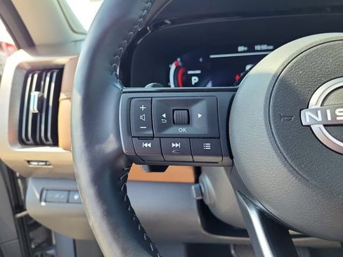 Used 2024 Nissan Pathfinder Platinum AWD/4WD image 25