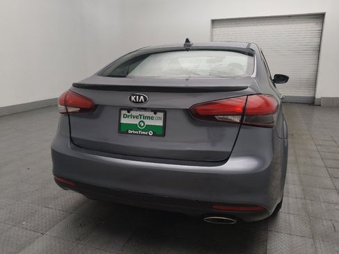 Used 2018 Kia Forte S w/ S Technology Plus Package FWD image 7