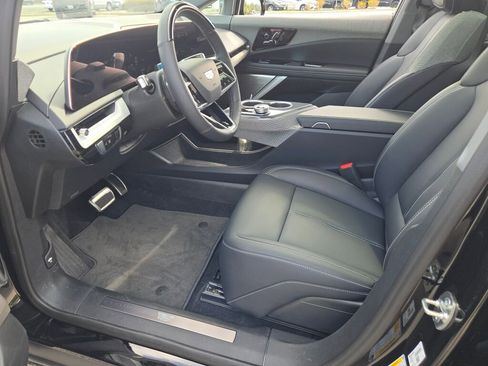 New 2026 Cadillac Optiq Sport 1 image 24