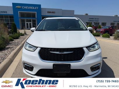Used 2023 Chrysler Pacifica Touring-L