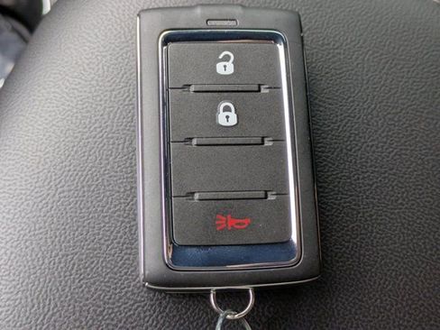 New 2025 Jeep Grand Cherokee L Laredo image 25