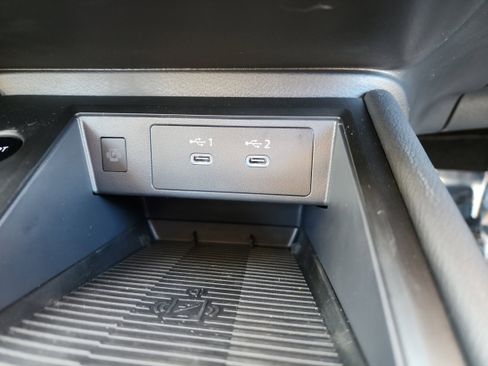 New 2026 Nissan Kicks SR w/ Cold Weather Package image 13