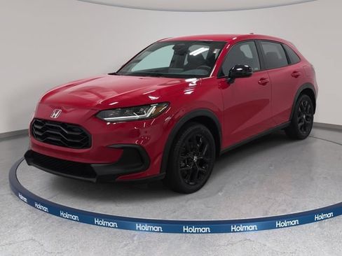 Used 2024 Honda HR-V Sport image 1
