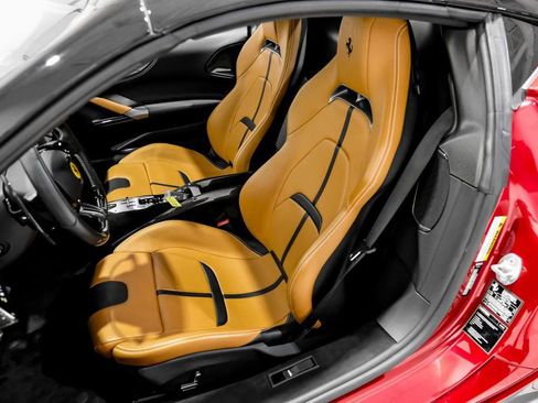 Used 2022 Ferrari SF90 Spider image 25