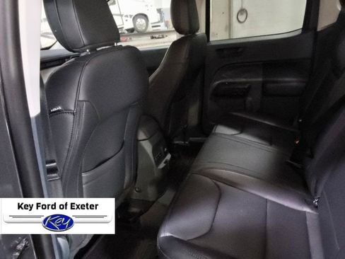 Used 2025 Ford Maverick Lariat w/ Black Appearance Package AWD/4WD image 18