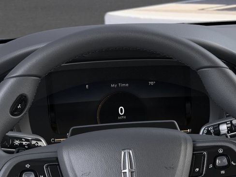 New 2026 Lincoln Corsair Premiere FWD image 13