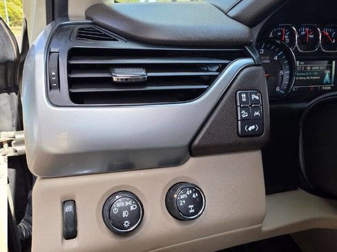 Used 2016 Chevrolet Tahoe LT w/ Luxury Package image 13