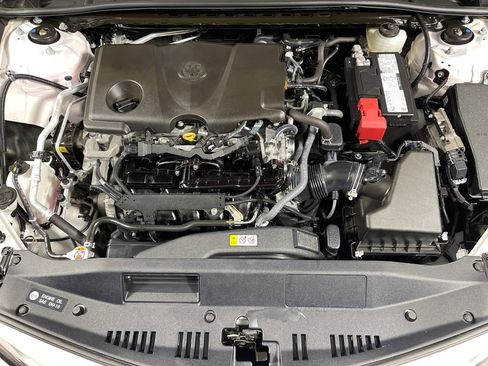 Used 2023 Toyota Camry SE image 10