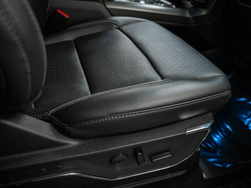 Certified 2024 Ford F150 Lariat image 38