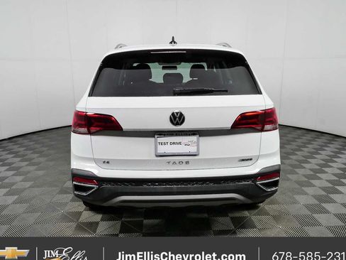 Used 2022 Volkswagen Taos SE AWD/4WD image 27